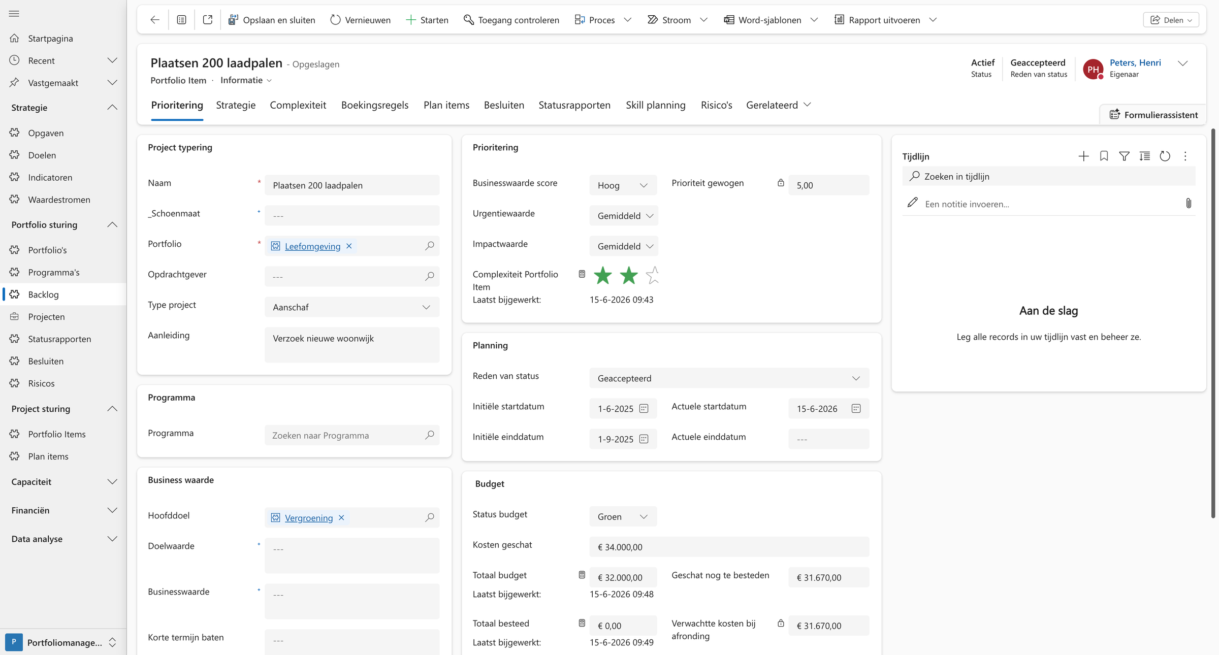 Een portfolio-item in Axium met prioritering, businesswaarde, planning en budget